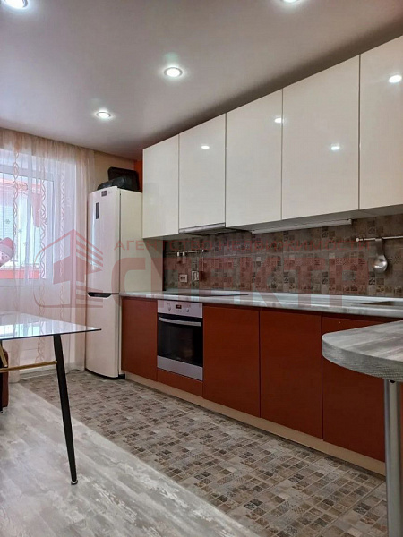 2-к квартира, 74 кв.м.