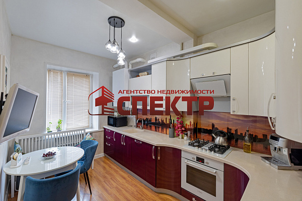 3-к квартира, 81 кв.м., улица Мира, 86